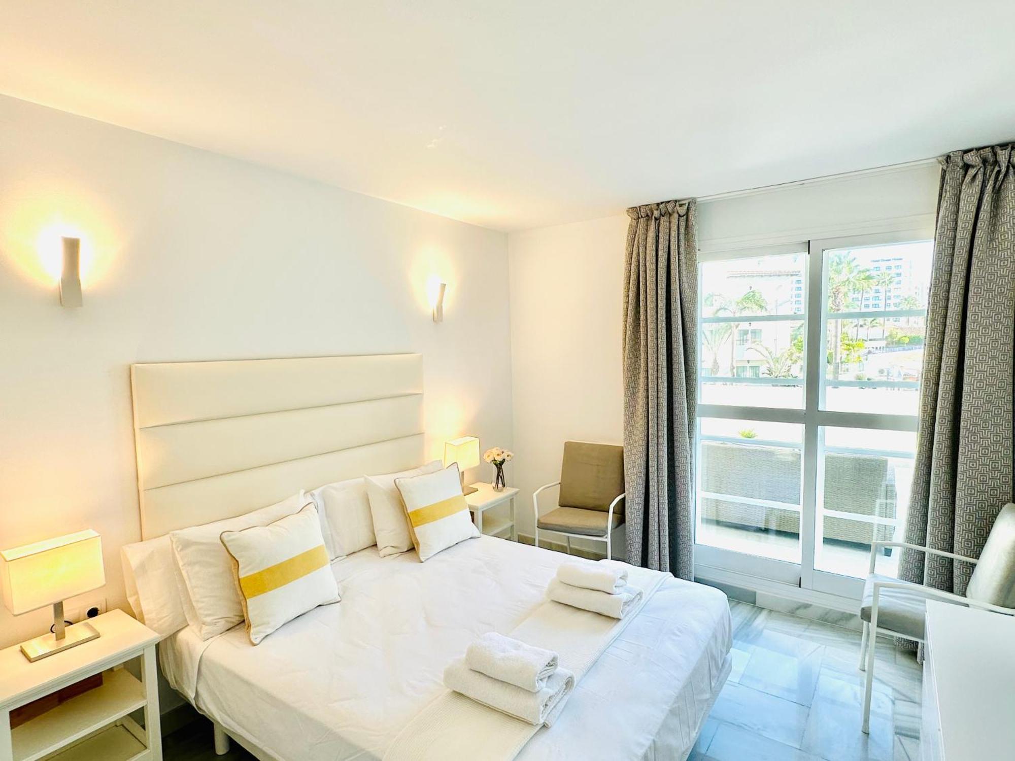 Apartamento, Paradise Sun Beach In Marina 贝纳尔马德纳 外观 照片