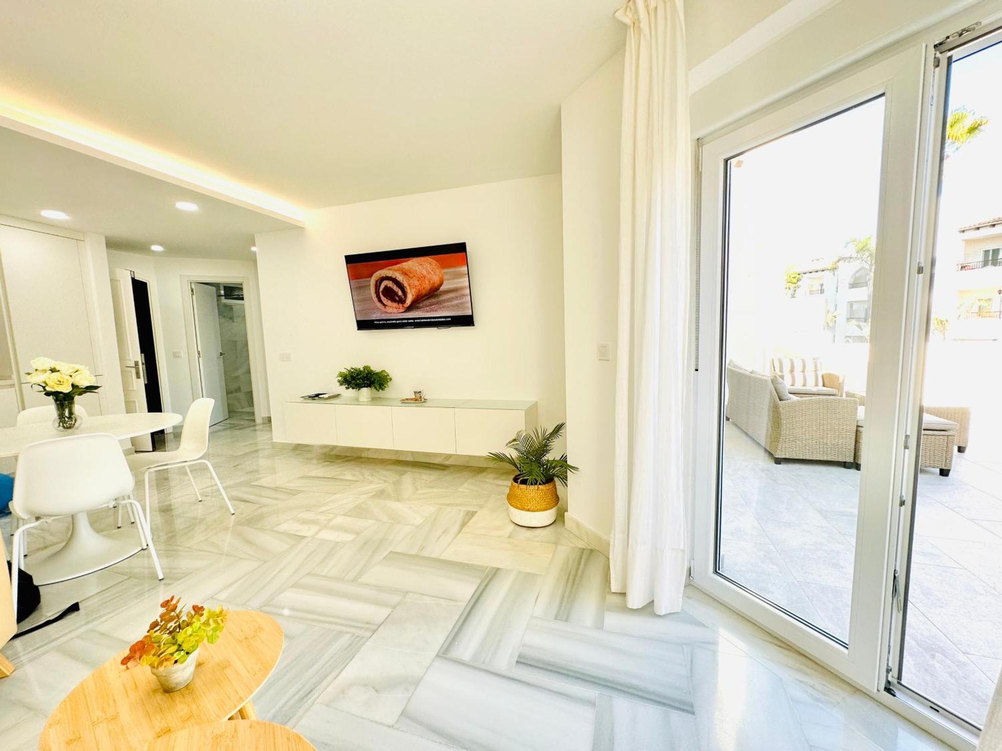 Apartamento, Paradise Sun Beach In Marina 贝纳尔马德纳 外观 照片