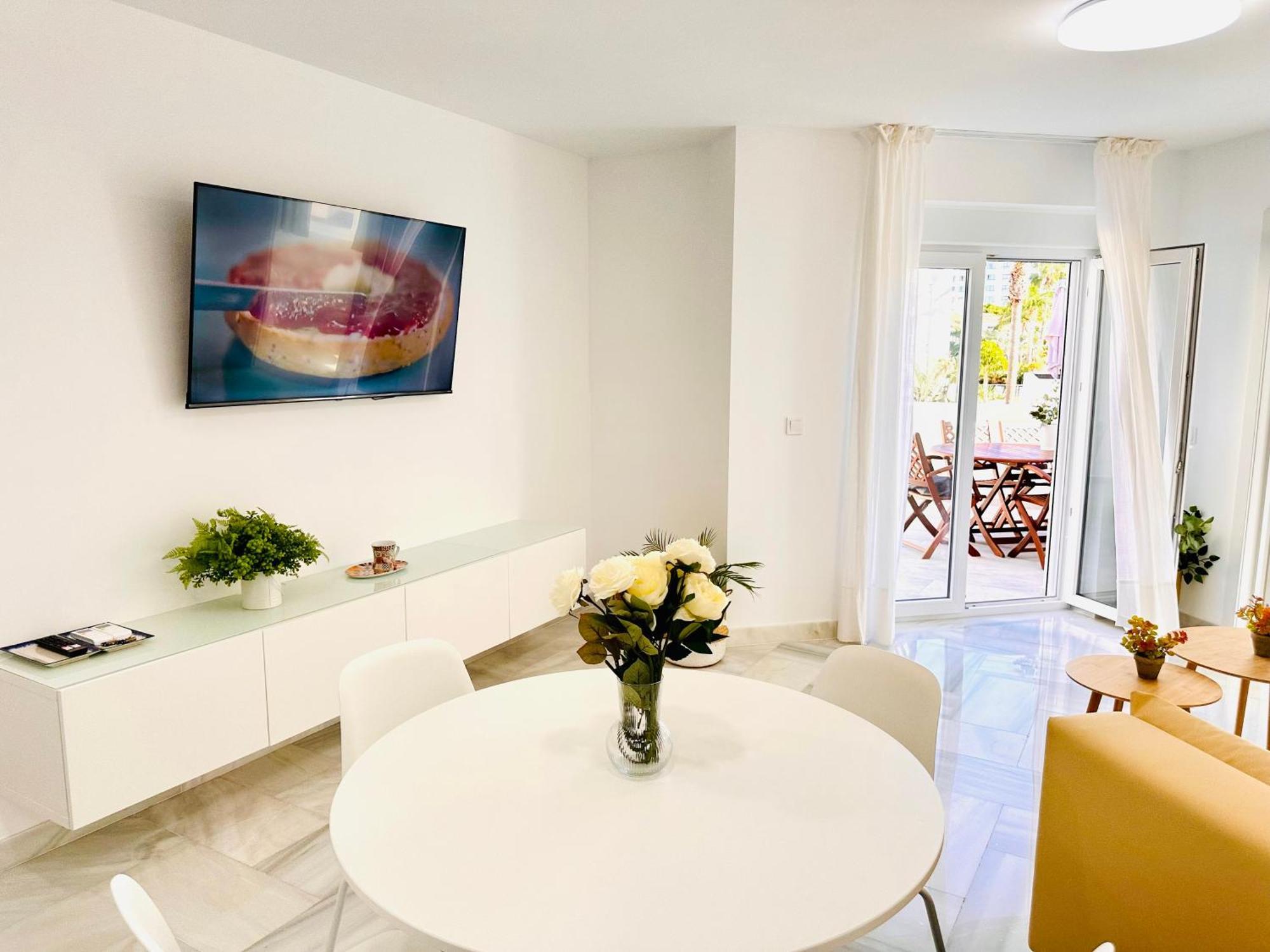 Apartamento, Paradise Sun Beach In Marina 贝纳尔马德纳 外观 照片