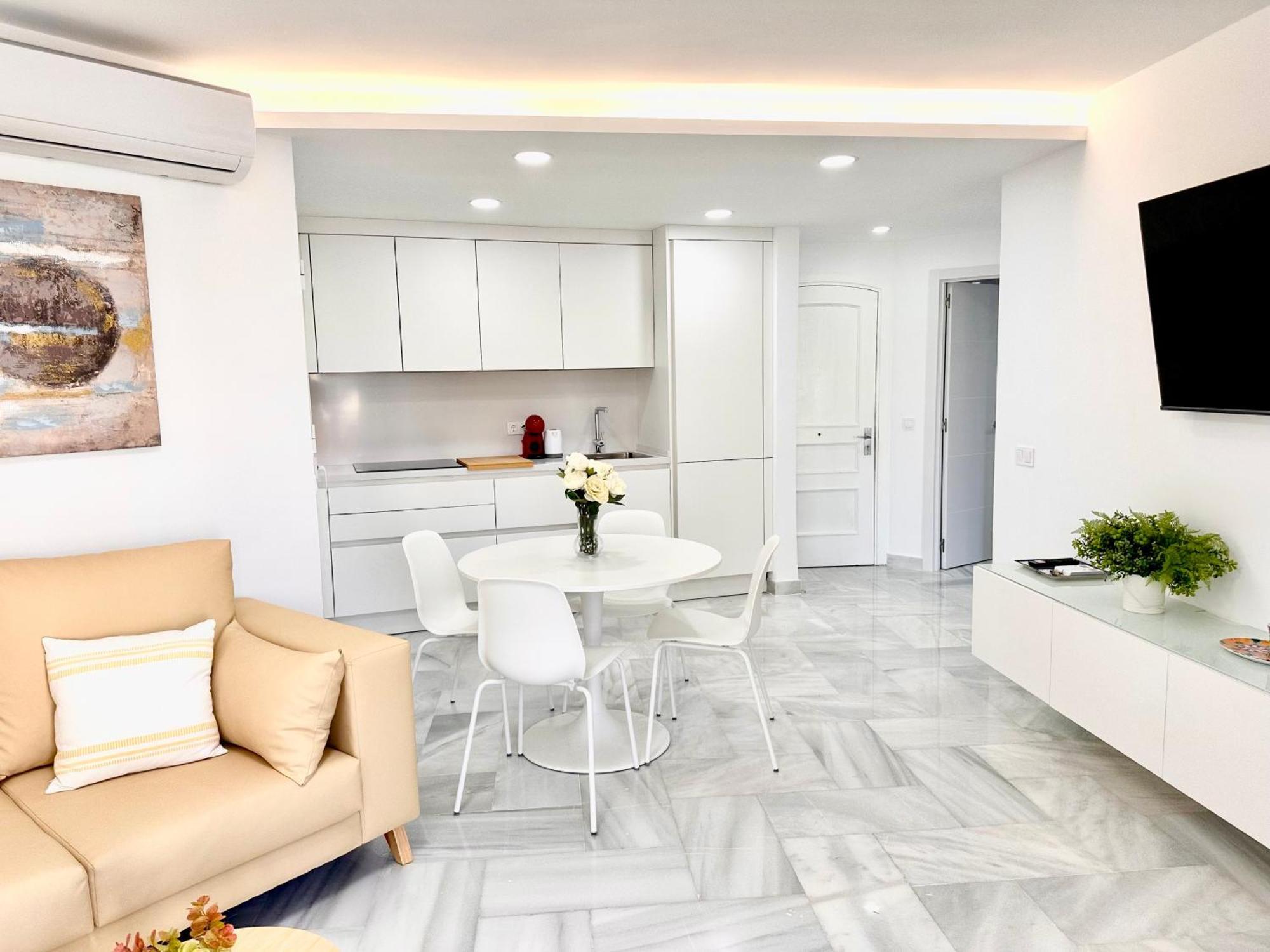 Apartamento, Paradise Sun Beach In Marina 贝纳尔马德纳 外观 照片